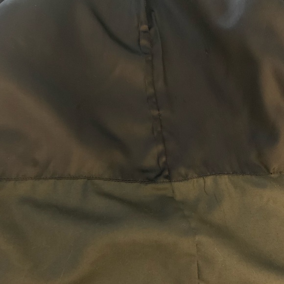 Leopard fur coat sits 3” below hip bone. Loose fit. Fits medium to large. - Picture 8 of 8